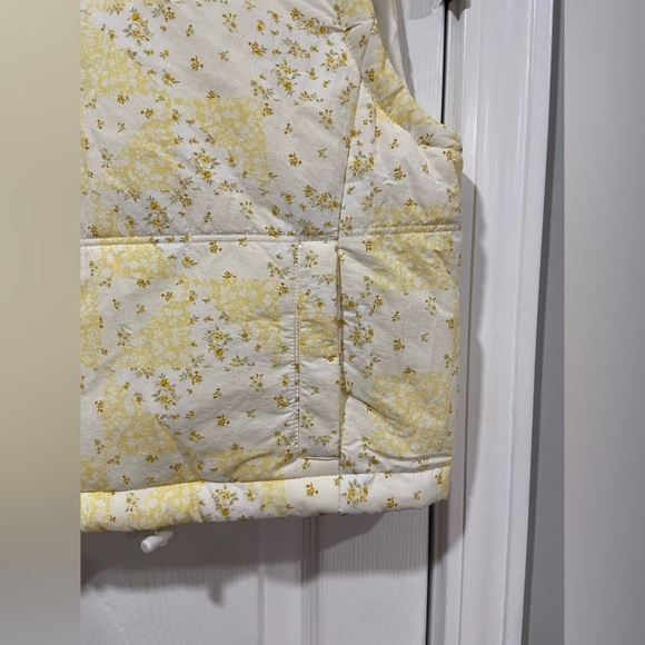 NWT Thread & Supply Size S Yellow Floral Patchwork Cropped Luff Vest Full Zip - Picture 6 of 10